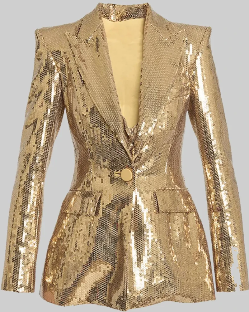 Margot Robbie Stuns in a Golden Sequin Blazer – A True Barbie Moment